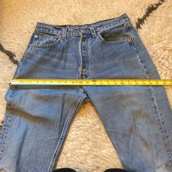 True Vintage Levi’s 501 - Picture 10 of 17